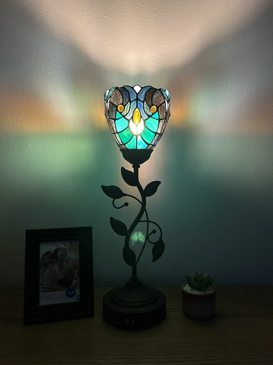 Tiffany-Style Stained Glass Table Lamp | Vintage Bedside Lamp for Home Decor | Handmade Stained Glass Lighting for Living Room & Bedroom